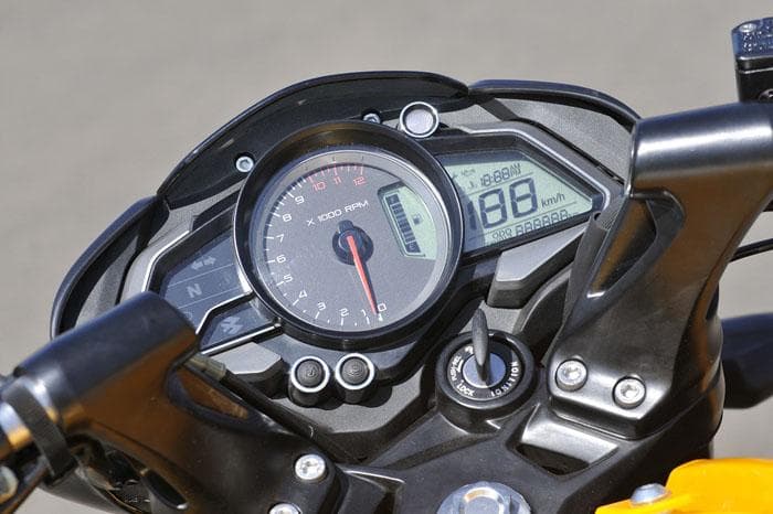 New Bajaj Pulsar 200NS Speed dials